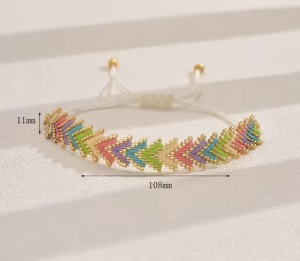 Bransoletka Boho z koralików - różowa