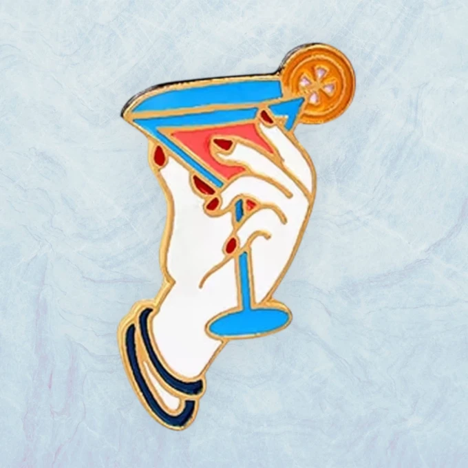 Broszka - pin z emalią Drink