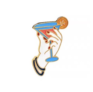 Broszka - pin z emalią Drink