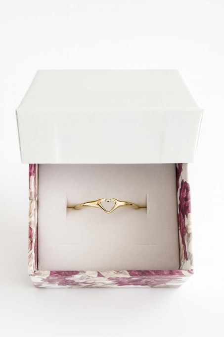 pierscionek złoty z sercem.jpg