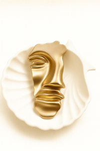 Broszka twarz Sogold