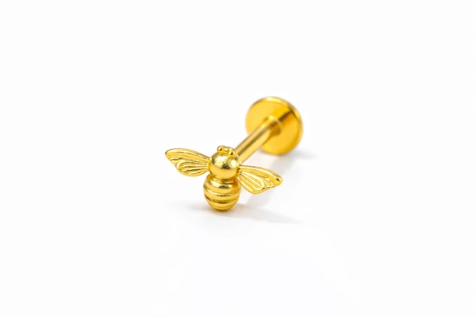 Kolczyk pozłacany pszczoła - piercing sogold