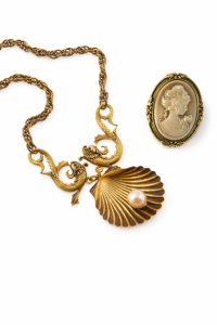 Broszka w stylu Vintage - Kamea sogold