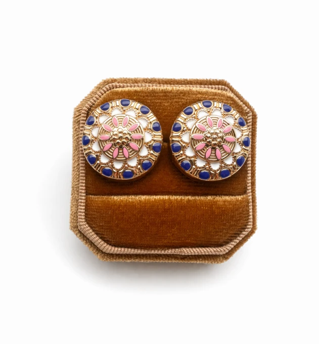 Ozdobne kolorowe guziki w stylu Vintage