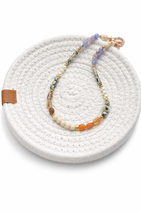 Naszyjnik z kamieniami naturalnymi