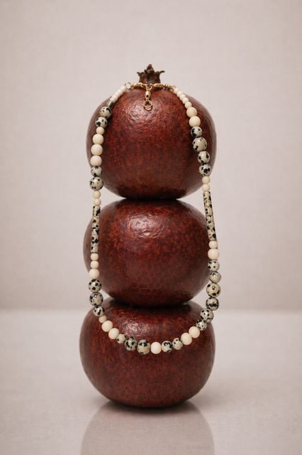 Naszyjnik z kamieniami naturalnymi jaspis dalmatyński - choker